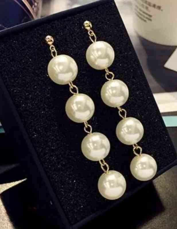 Charming Long Pearl Drop Earrings