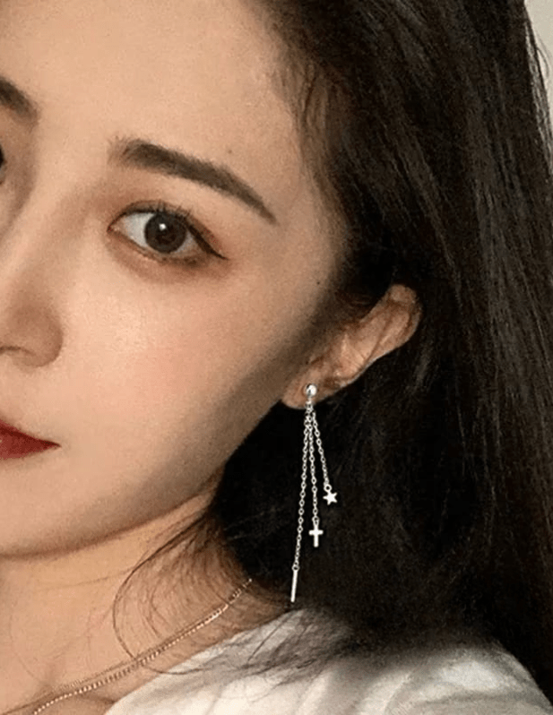 Beautiful Long Earrings gold