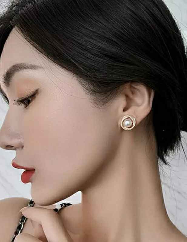 Floral Pearl Earrings buy now