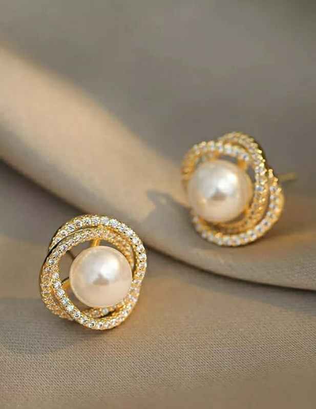 Floral Pearl Earrings