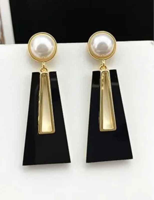new Girls Stylish Earrings buy now
