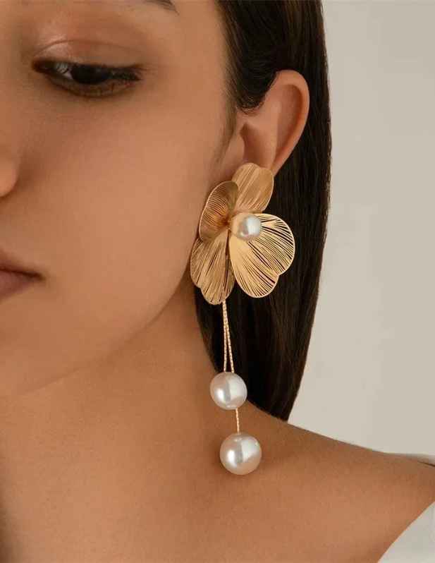 Long Flower Earrings buy now at wooshanta