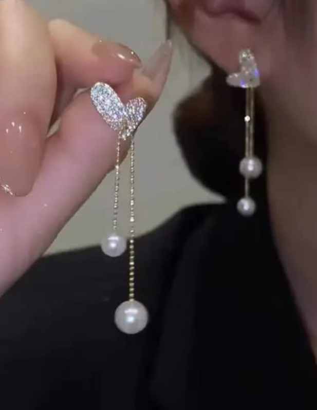 Long Heart Pearl Earrings shop now