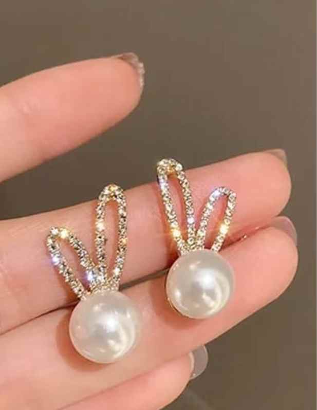 Pearl Round Earrings