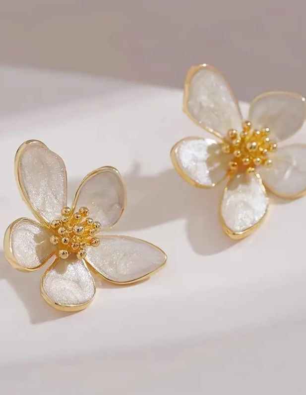 White Floral Earrings