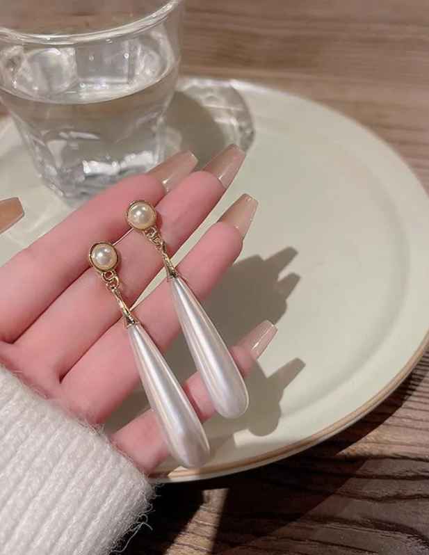 new Stylish Long Earrings For Girls