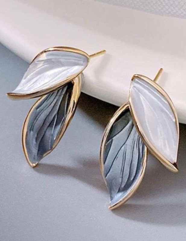 Combo of Leaf Studs And Claw Studs Earrings