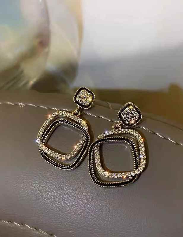 Combo of Moonshine Earcuff And Stones Square Earrings