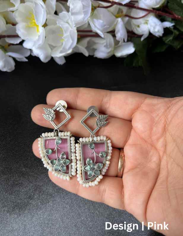 Flower Stone Earrings maroon