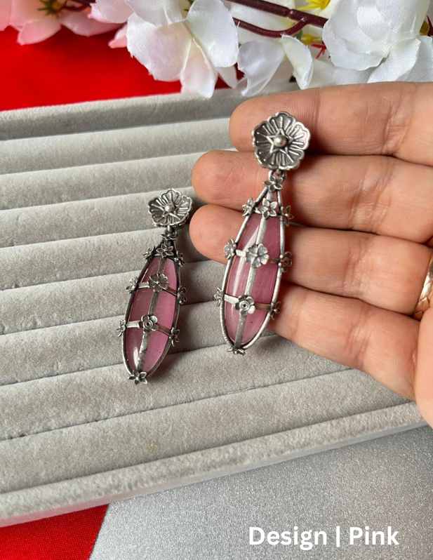 Small Fish Earrings maroon